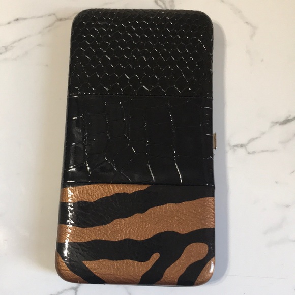 Animal Print wallet(NWT) - Picture 4 of 6